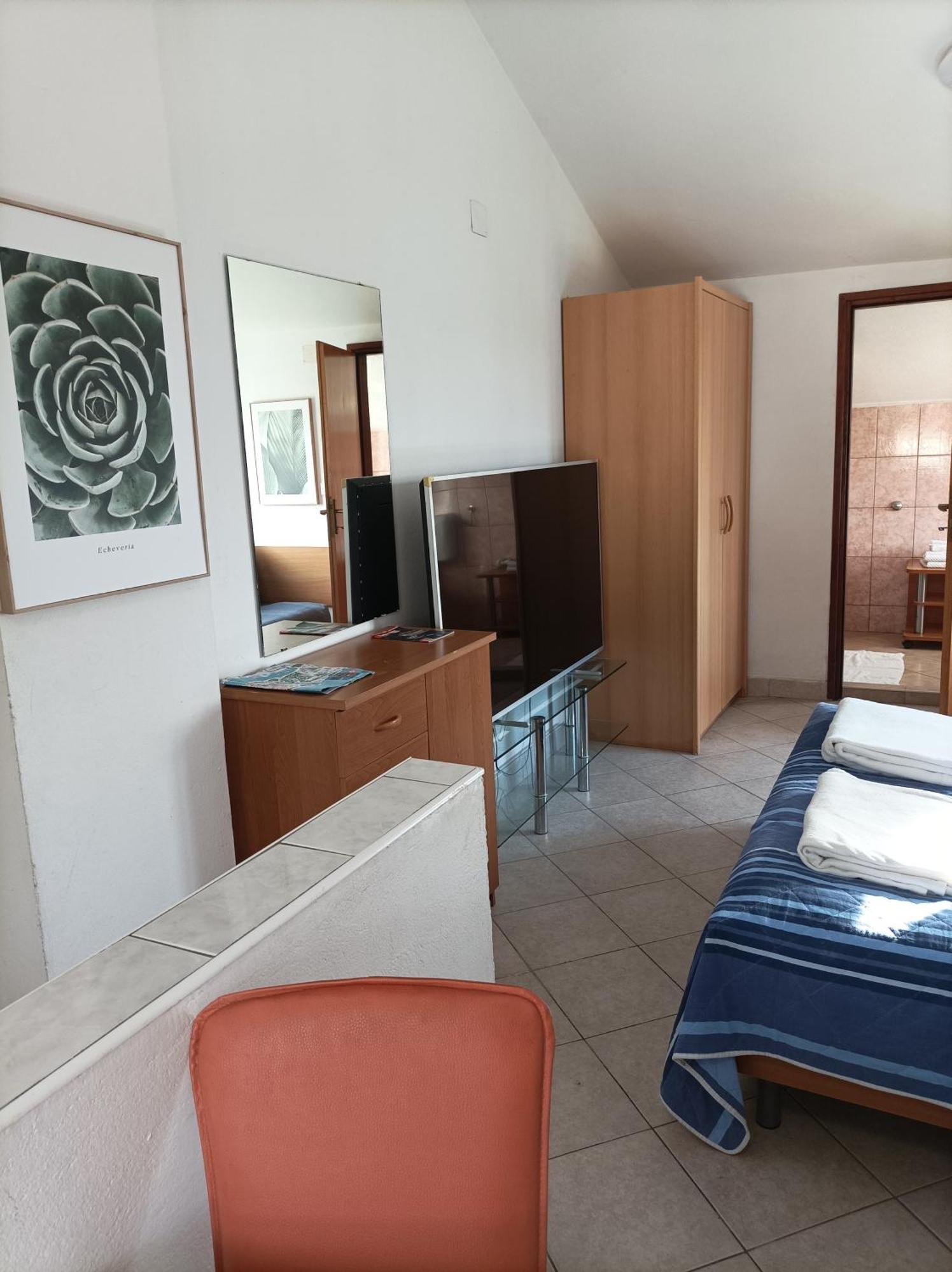 Rooms & Apartment Hegic Задар Экстерьер фото